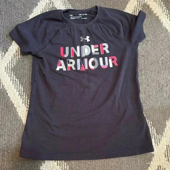 Under Armour Other - Girls under Armour top